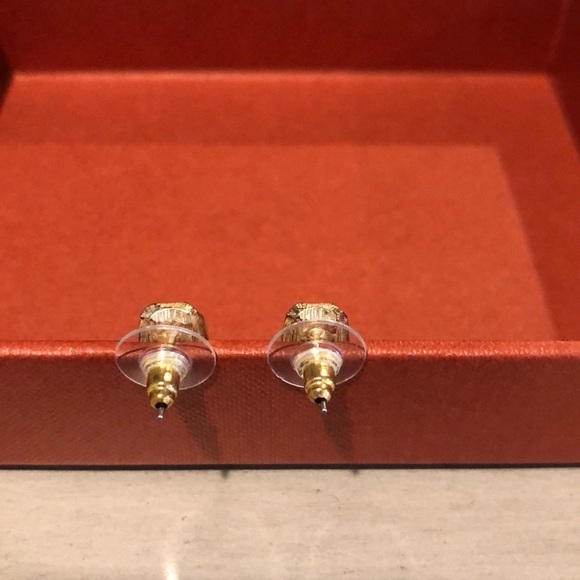 Earrings Gold with purple stone drop pendant earrings - Picture 3 of 7